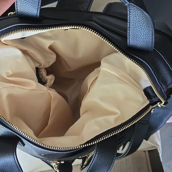 Lily Jade Vegan Leather Caroline Diaper Bag - Picture 3 of 6